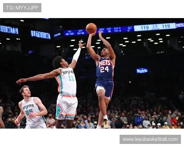 篮网托马斯组织能力提升助攻6次盘活进攻表现亮眼